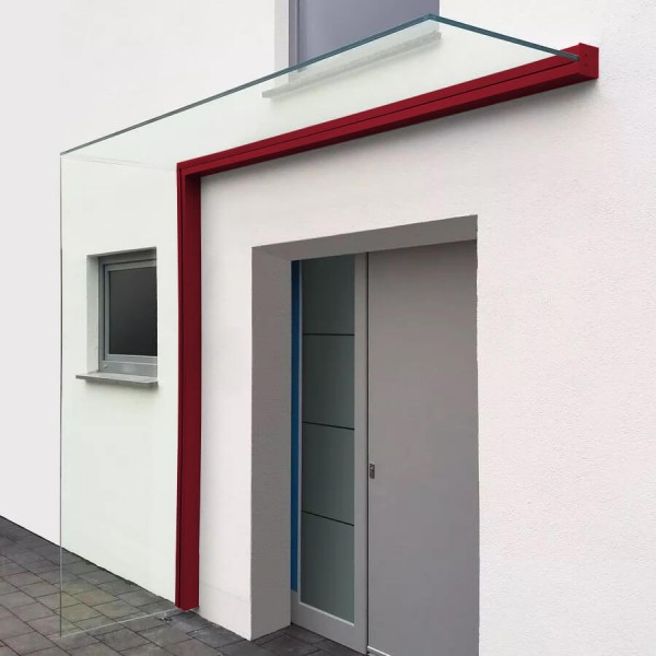 Montiertes Vordach mit Seitenwindschutz in individueller Farbe
