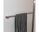 Handtuch-Stange kann flexibel auf den Haltern befestigt werden, Bild 4